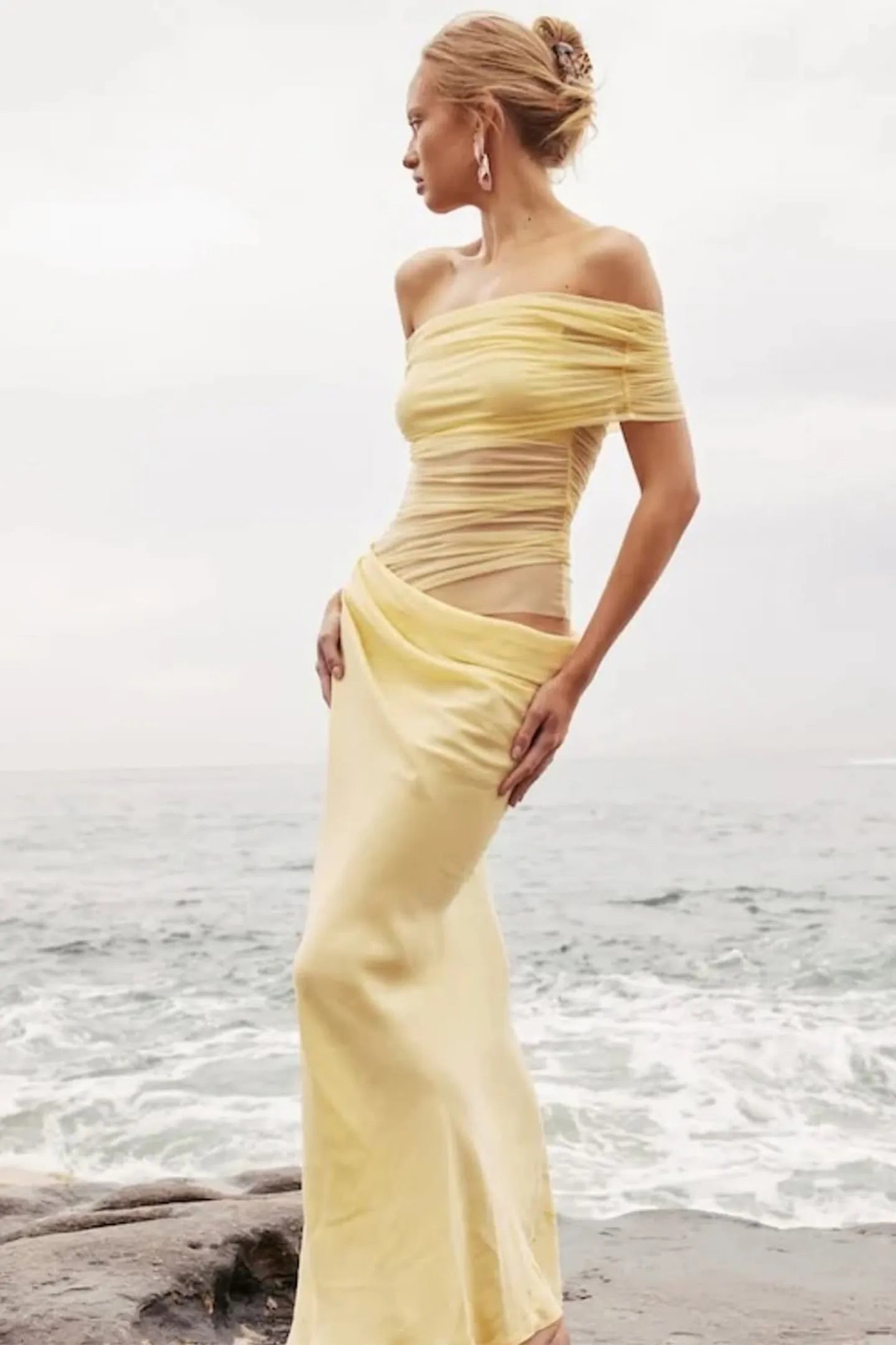 Livia Omuzsuz Drapeli Maxi Elbise