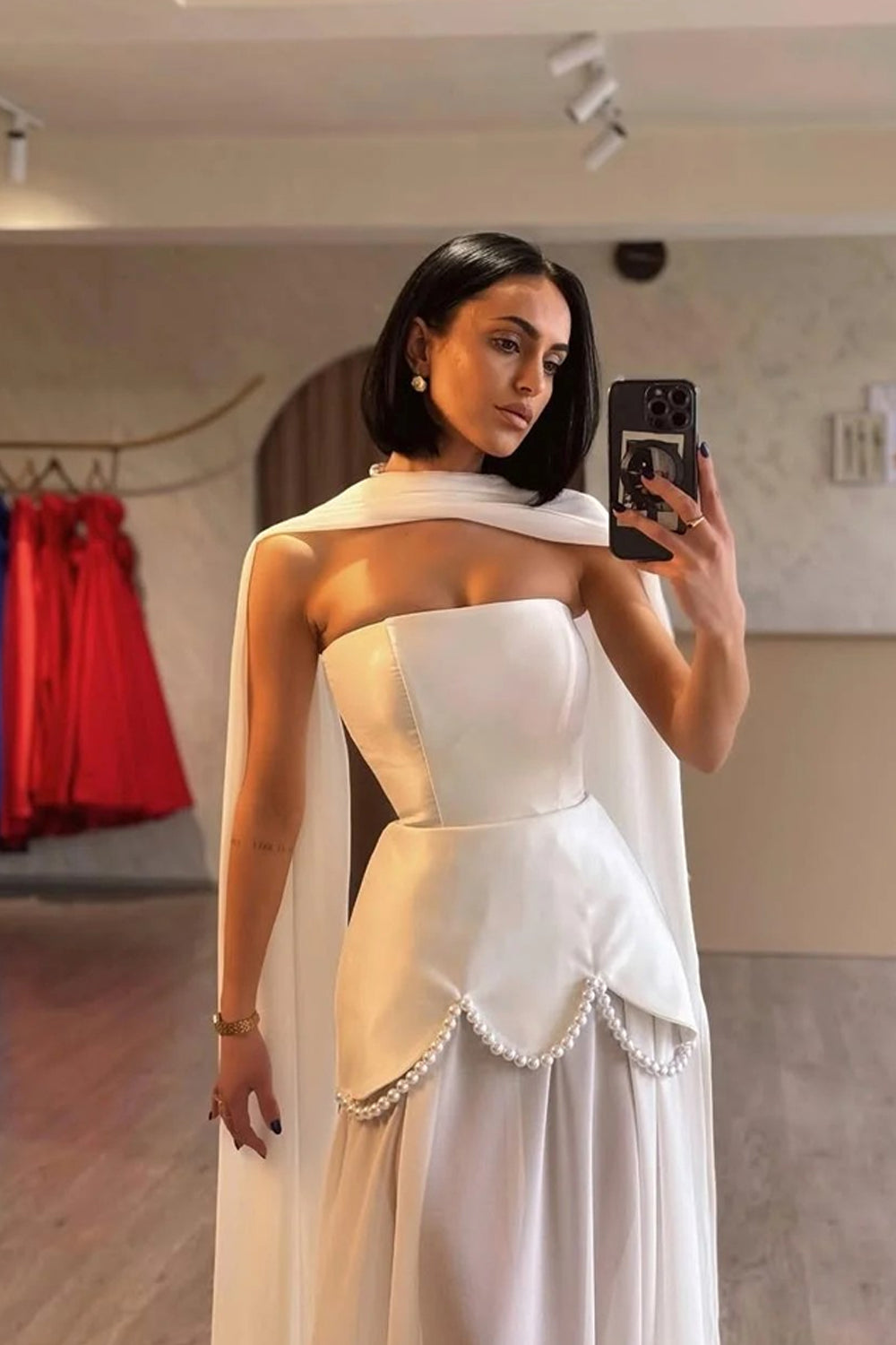 İphigenia Beyaz Askısız Maksi Elbise