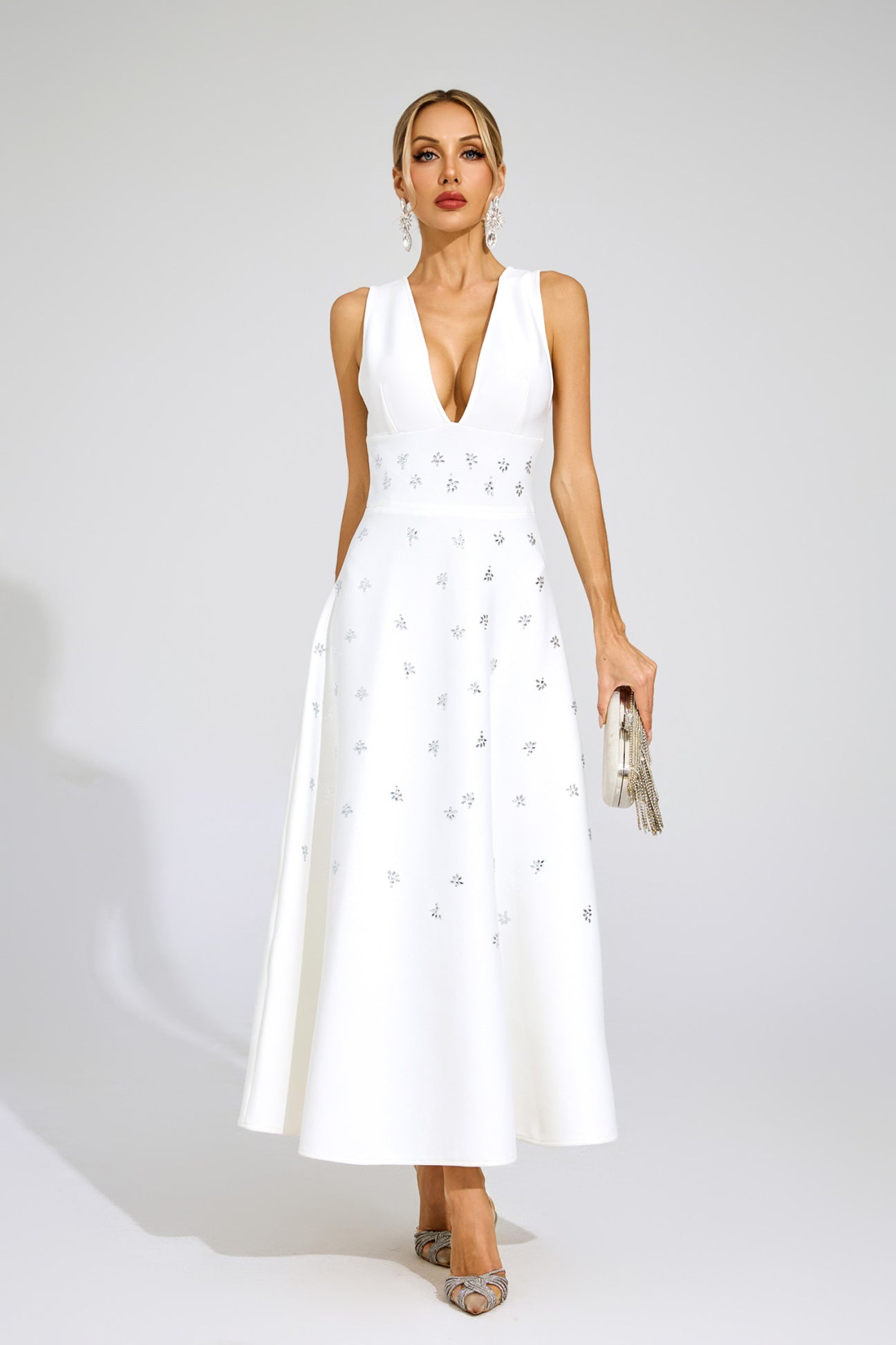 Sukienka maxi Céleste White Crystal Embellished