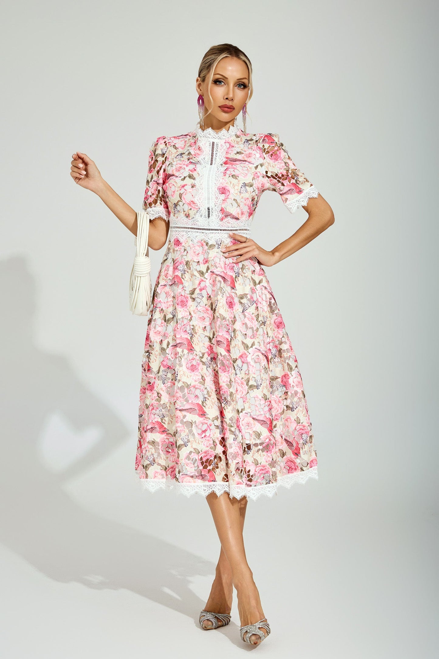 Sukienka midi z koronką Rose Éclat