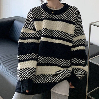 Çizgili Balıksırtı Oversize Triko Kazak