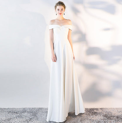 the Selma simplistic gown