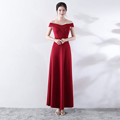 the Selma simplistic gown