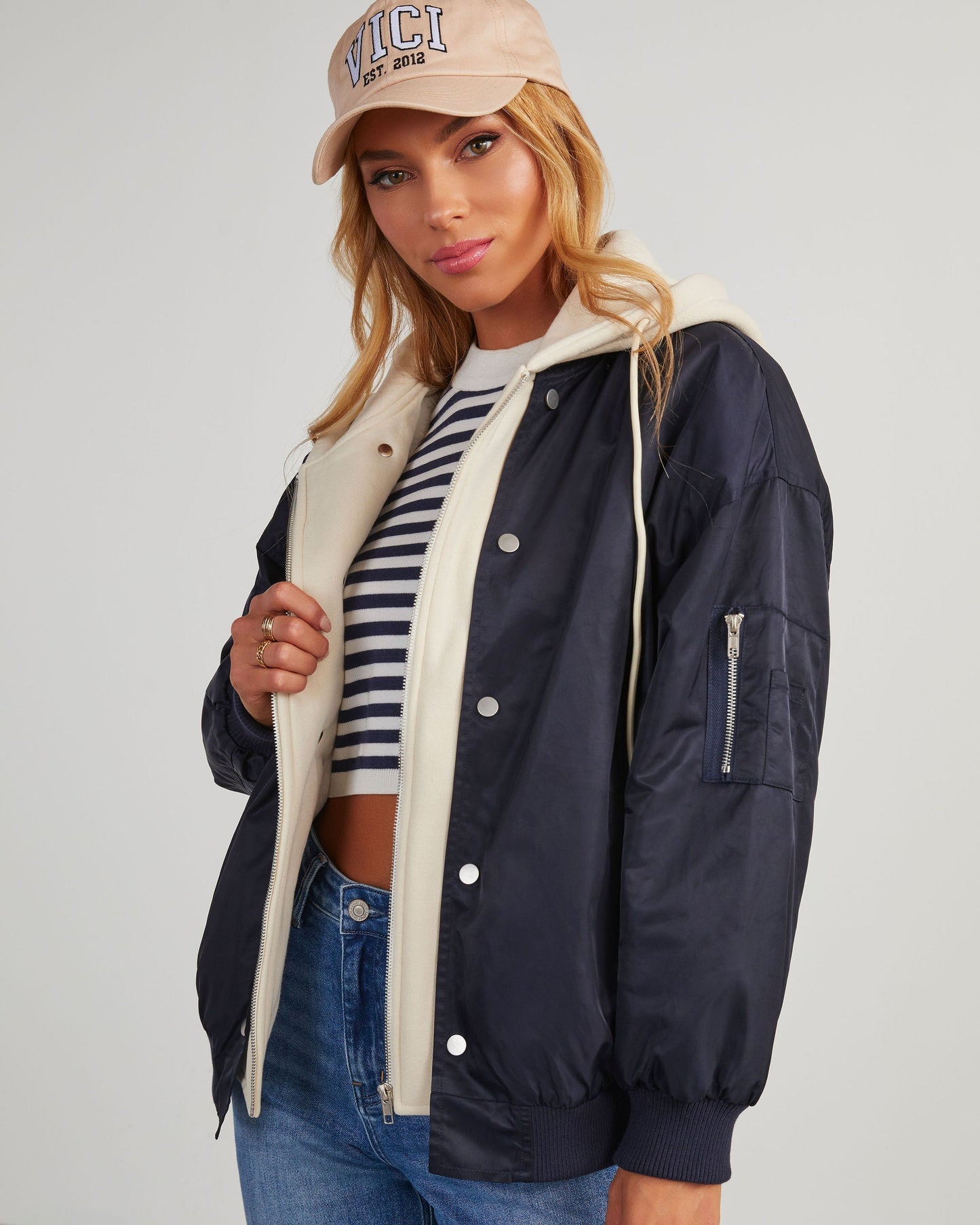 Campus Oversized Hooded Bomber Mont