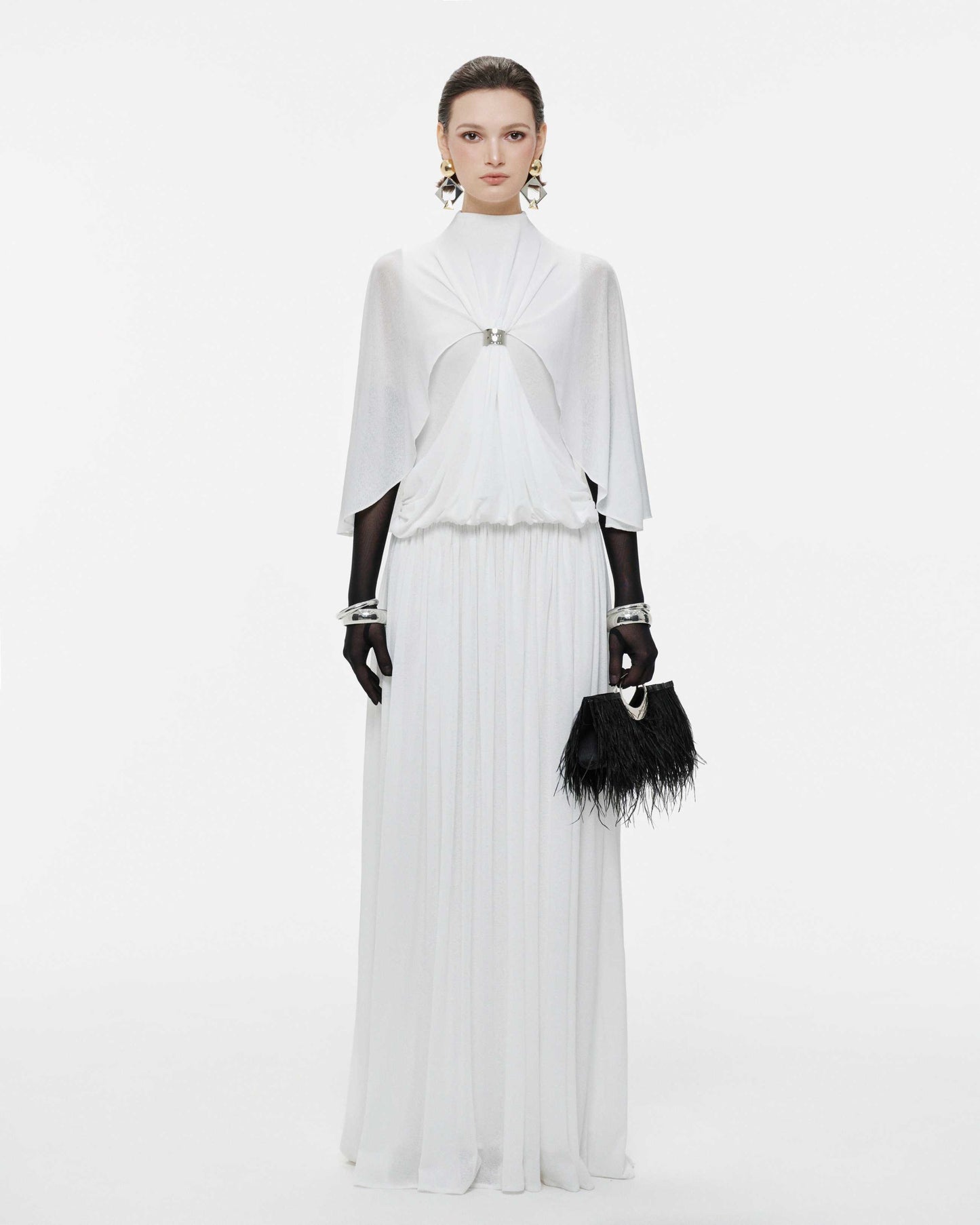 Guinevere Beyaz Pelerin Maxi Elbise