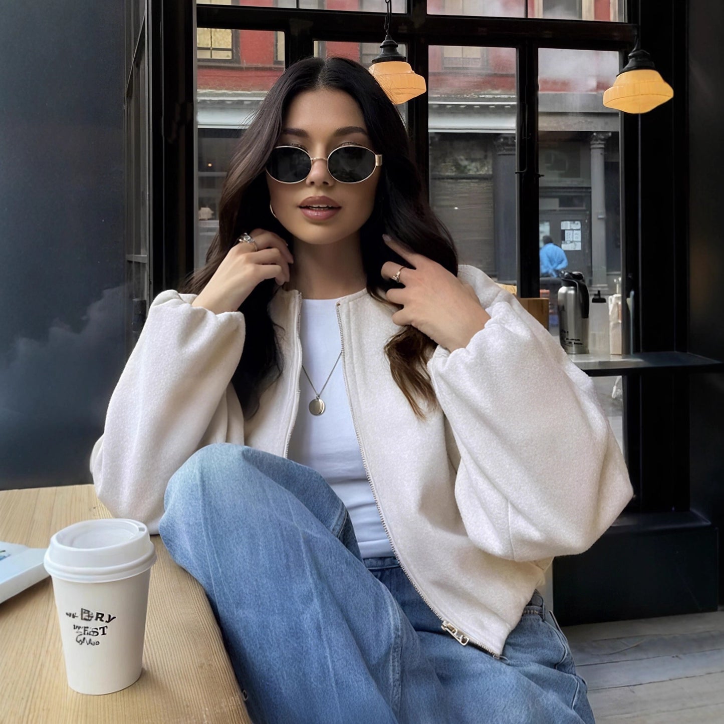 Coralie Yuvarlak Yaka Modern Mont