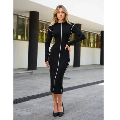 Sukienka midi z dzianiny ściągaczowej w kontrastowym kolorze