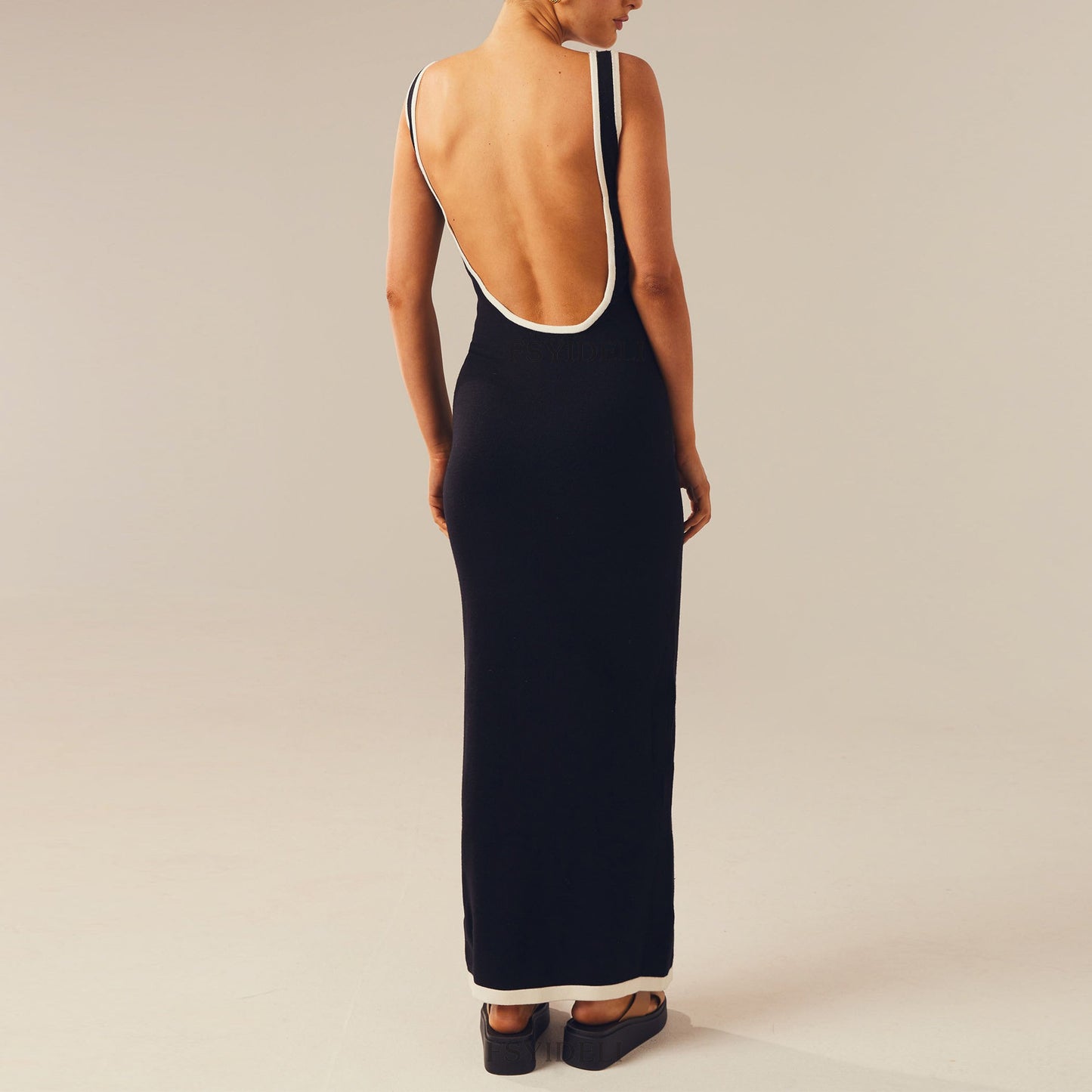 Kontrast Kesim Kesim Maxi Örme Elbise