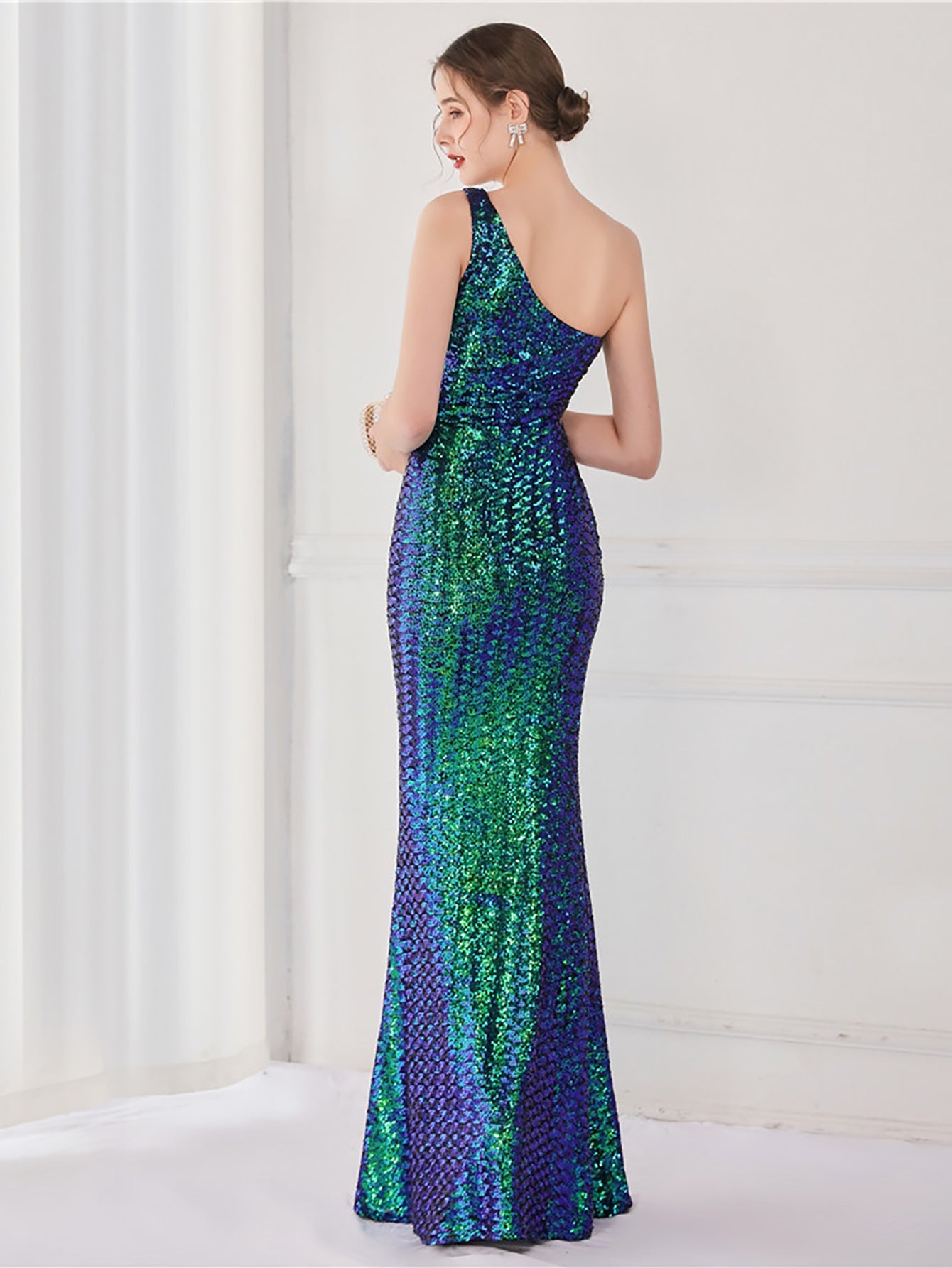 Tiffany Tek Omuzlu Maxi Elbisesi