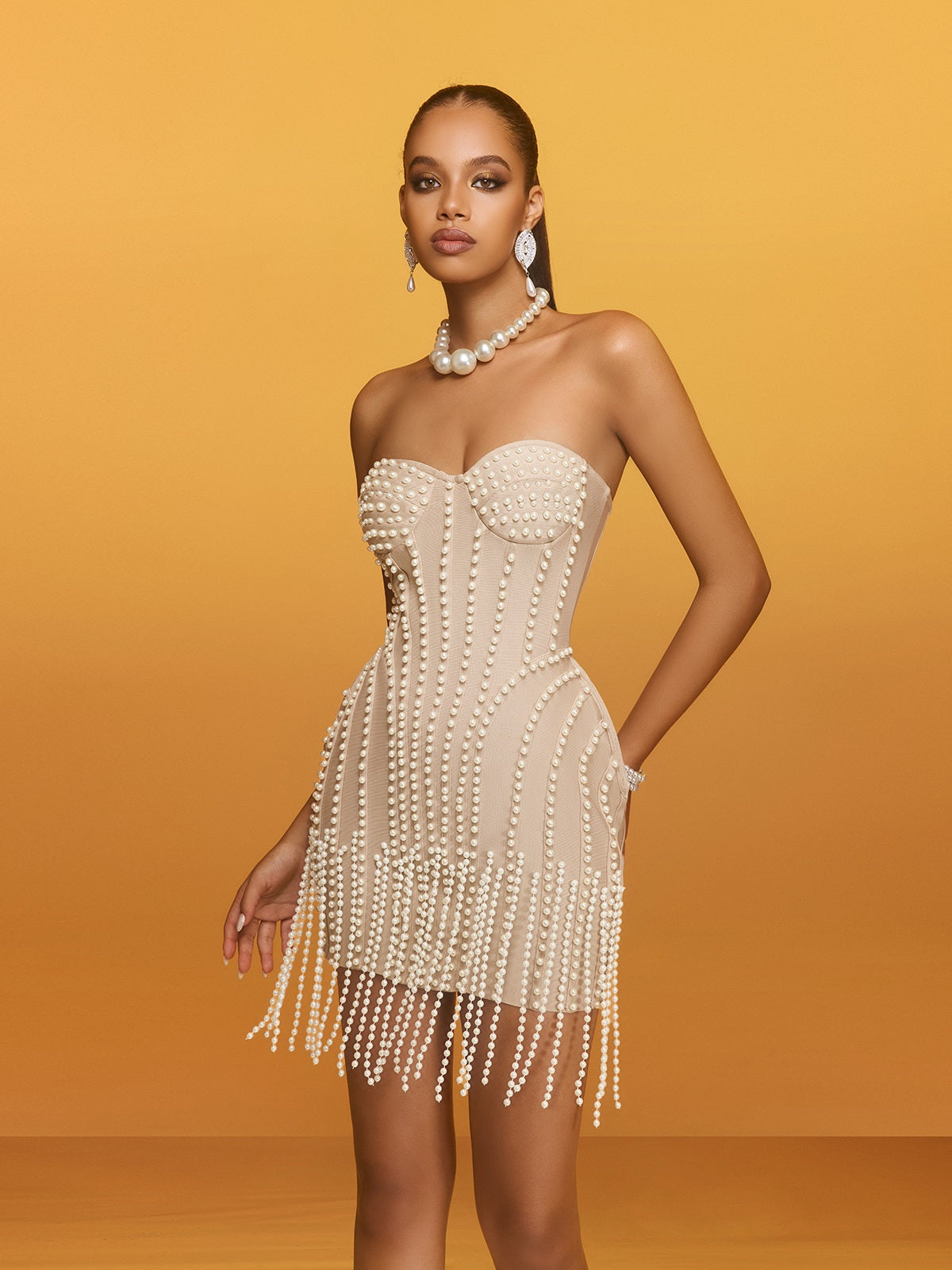 Reika Strapless Pearl Fringe Bandage Mini Elbise