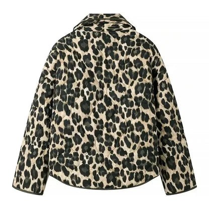 Leopar Desenli Kapitone Ceket