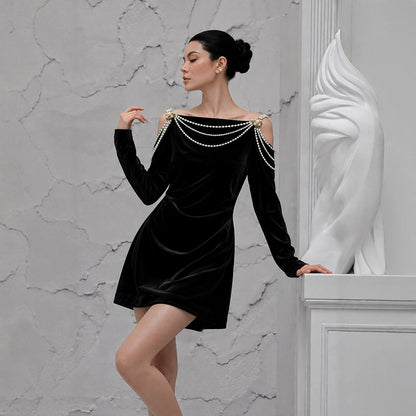 Dolcie Vintage Özel Tasarım Uzun Kollu İnci Zincirli Mini Elbise