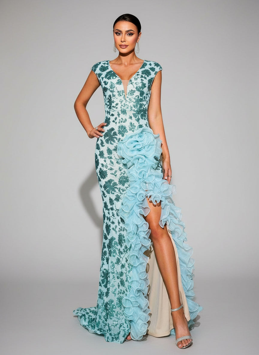 Demetria Kolsuz Fırfırlı Yırtmaçlı Maxi Elbise