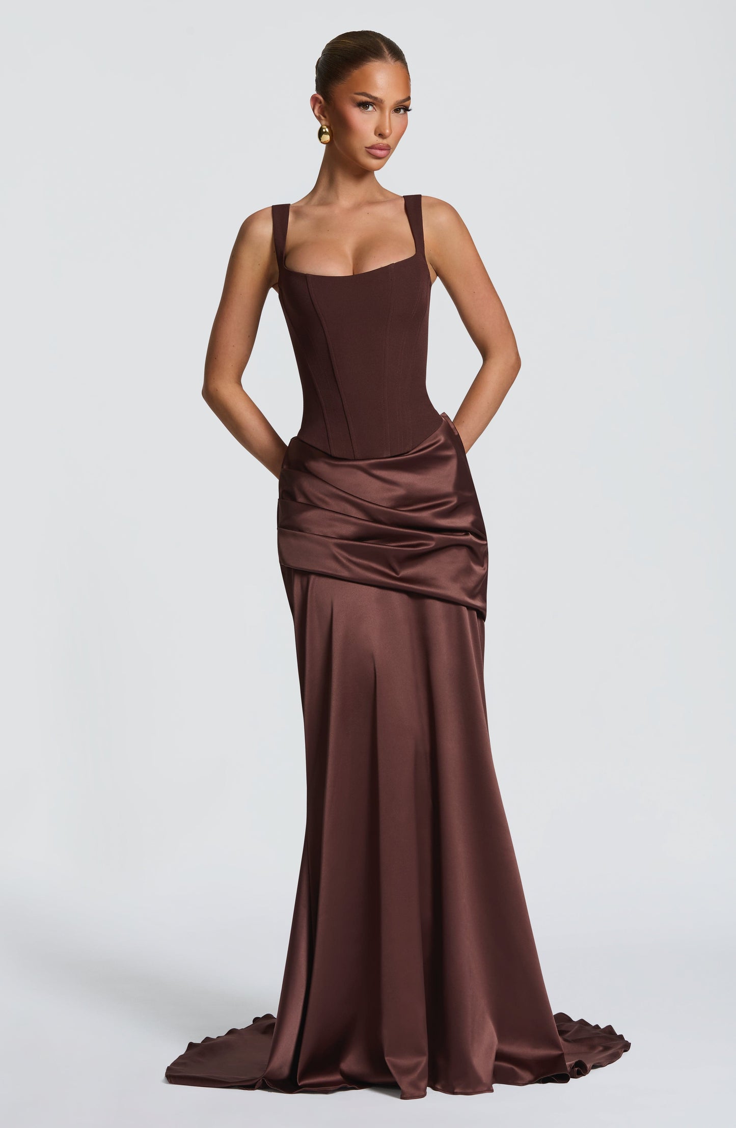 Nixie Maxi Korse - Erik Kahvesi