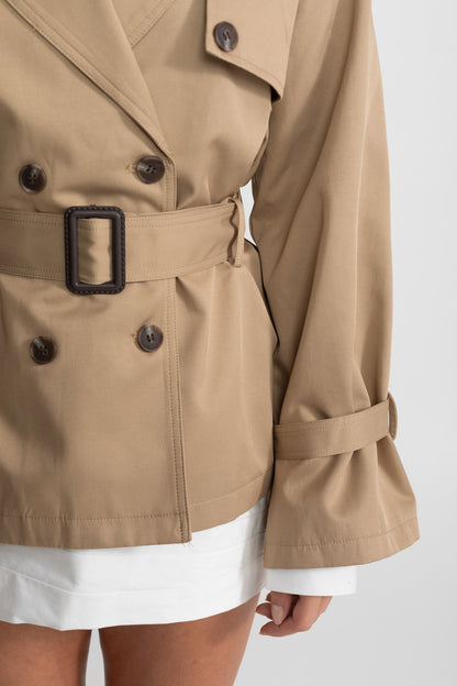 Kemerli Bel Detaylı, Kısa Kesim, Çift Sıralı Düzce Ceket