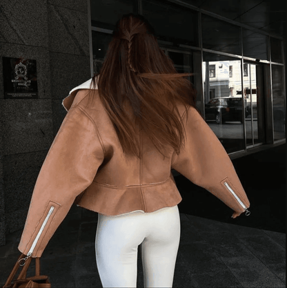 Kürk Detaylı Kısa Kaban