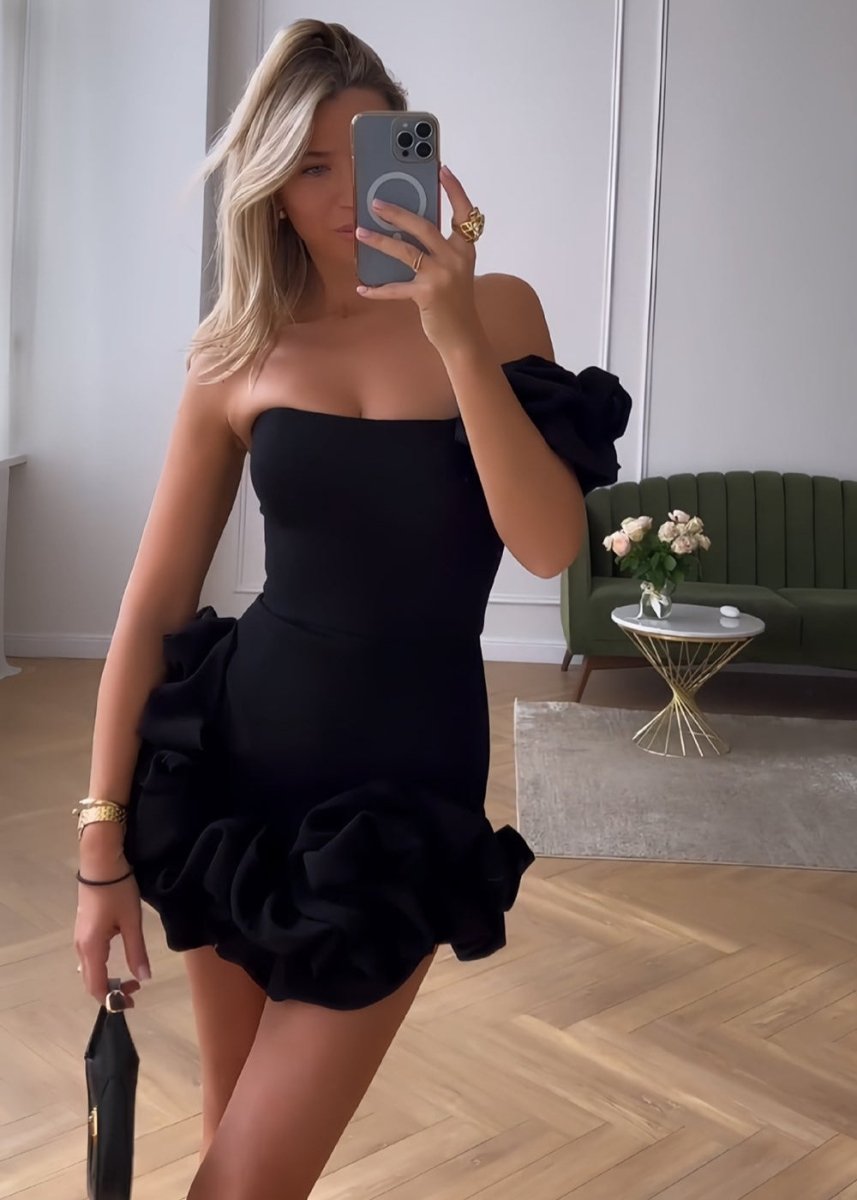 Ireka Fırfırlı Straplez Bodycon Mini Elbisesi